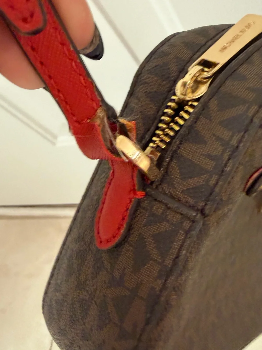Michael Kors Brown and Red Chain-Accent Shoulder Bag one strap needs sewn pix